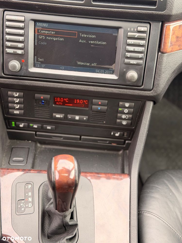 BMW Seria 5 - 24