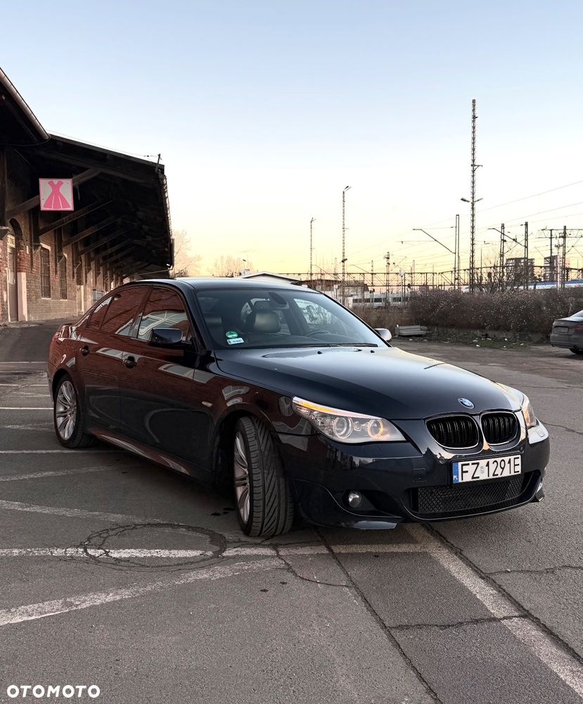 BMW Seria 5 520d Edition Exclusive - 4