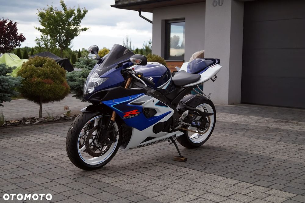 Suzuki GSX-R - 2