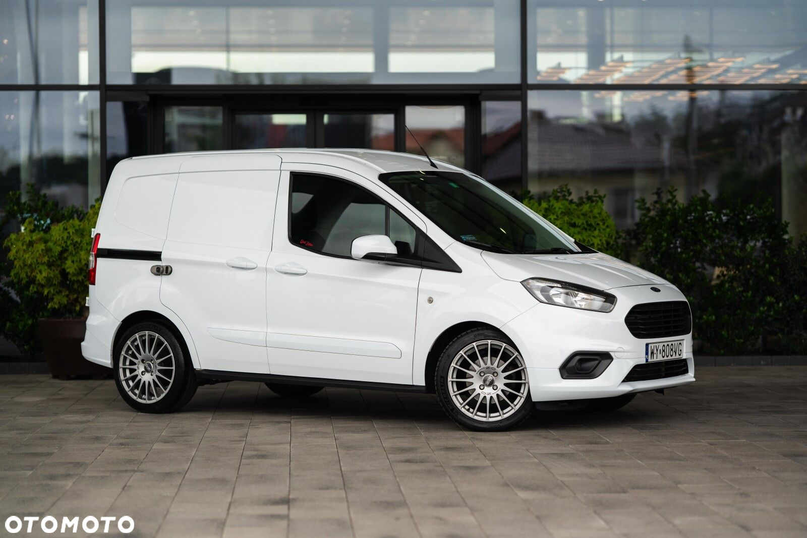 Ford transit-courier EcoBoost Trend - 3
