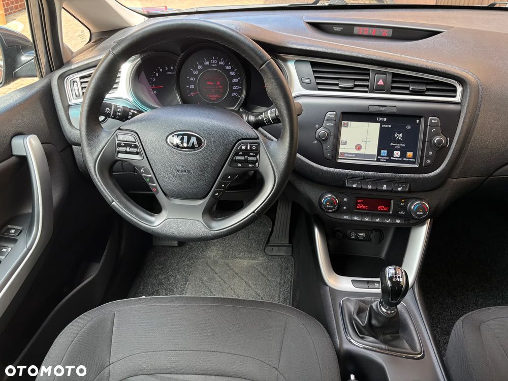 Kia Ceed 1.6 CRDi Smart - 14