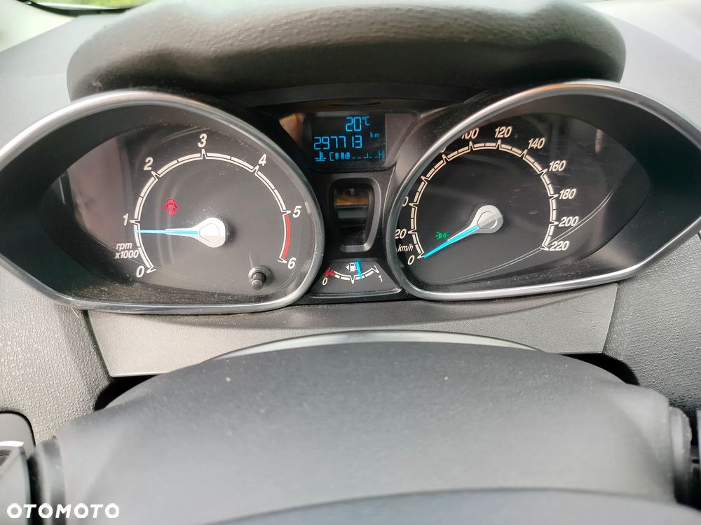 Ford Fiesta 1.5 TDCi Ambiente - 14