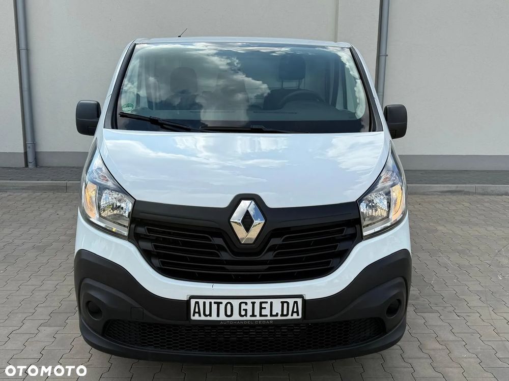 Renault Trafic - 2