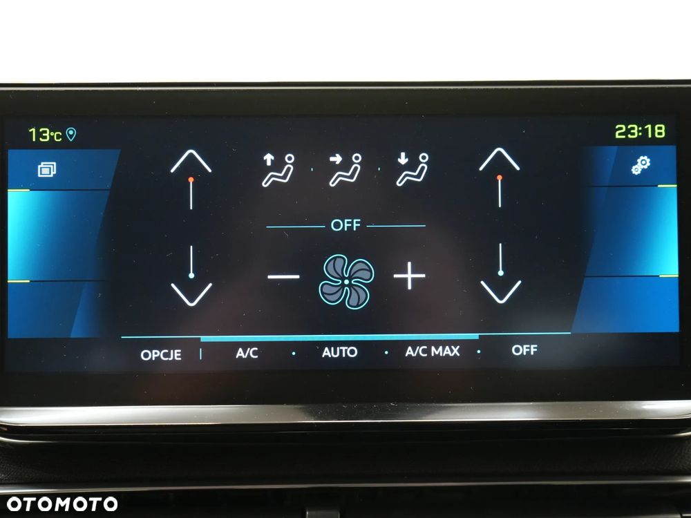 Peugeot 3008 225 e-EAT8 Allure - 23