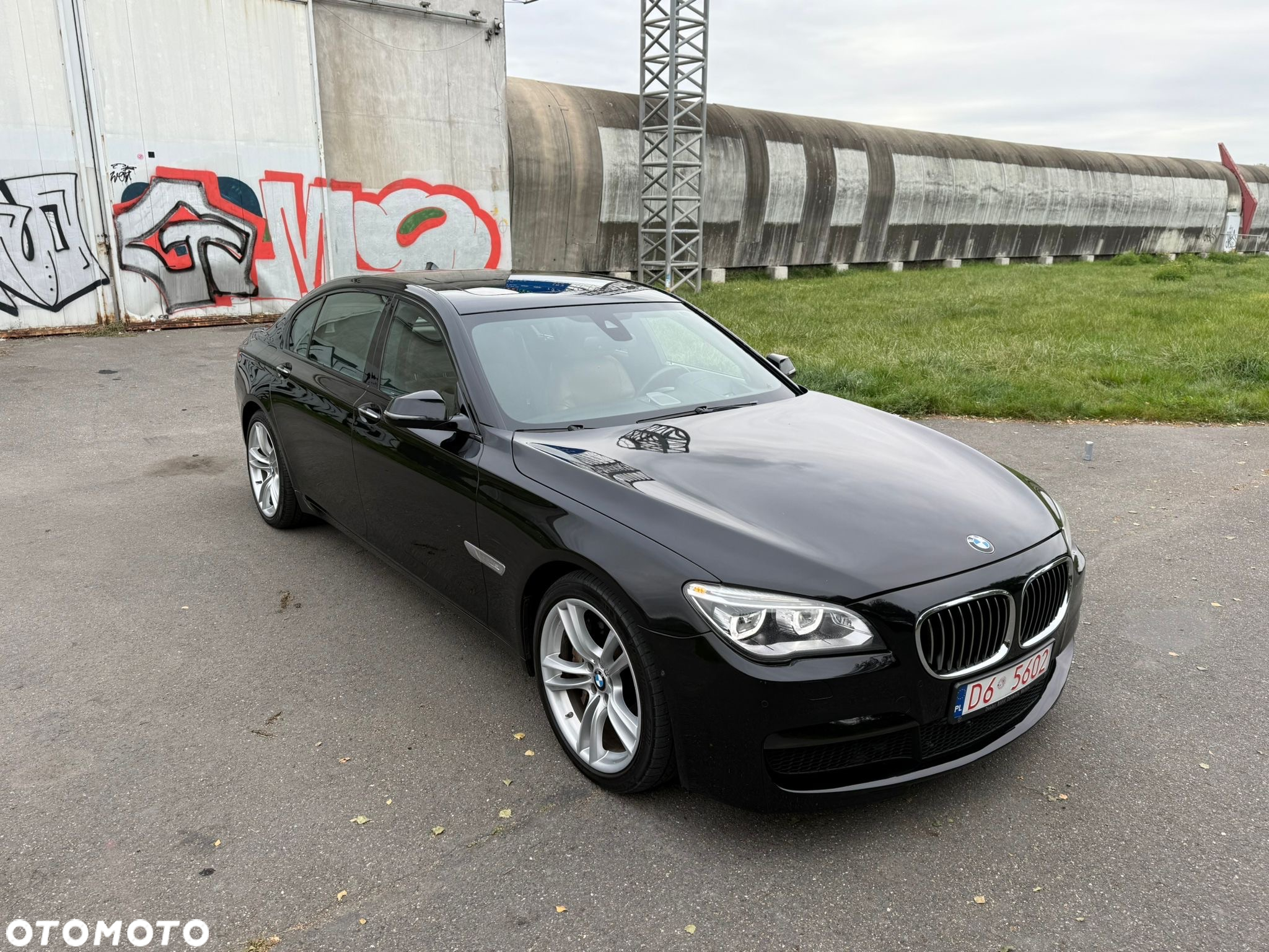 BMW Seria 7 750Li - 5