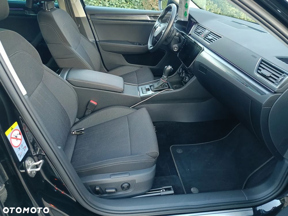 Skoda Superb 2.0 TDI DSG Style - 22