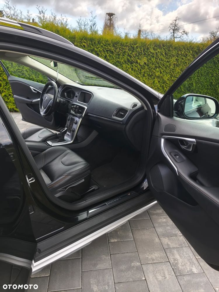 Volvo V40 T3 Drive-E Momentum - 9