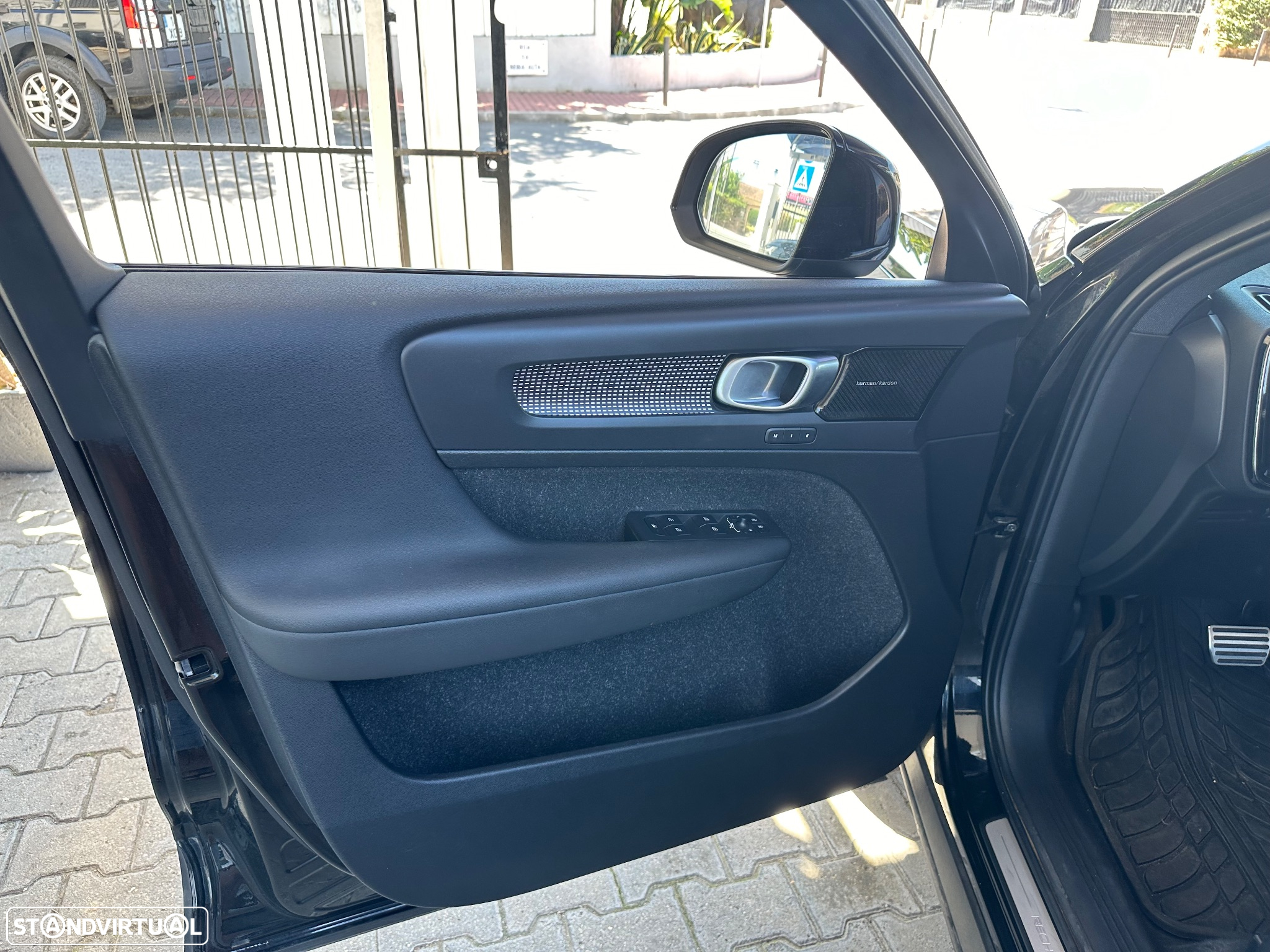 Volvo XC 40 1.5 T5 PHEV R-Design Expression - 13