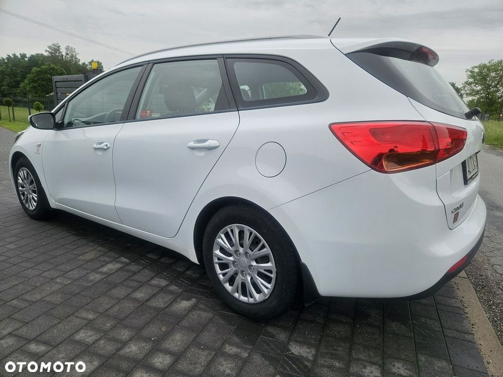 Kia Ceed - 6
