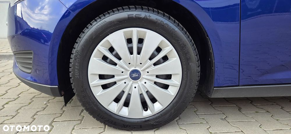 Ford Focus 1.0 EcoBoost 99g Trend - 13
