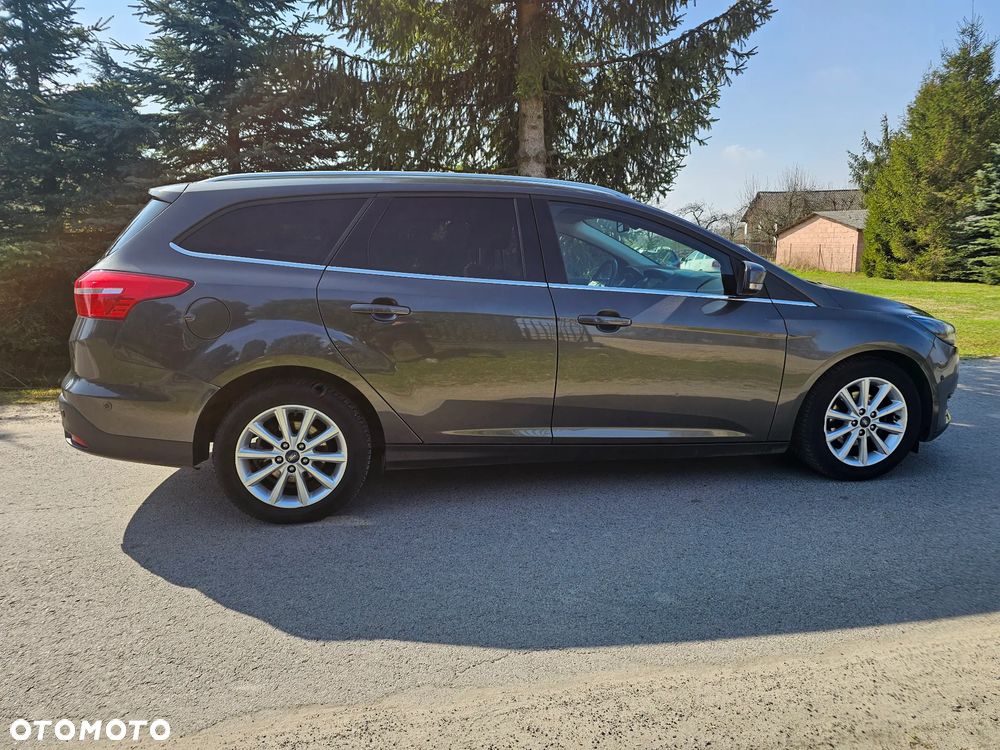 Ford Focus - 29
