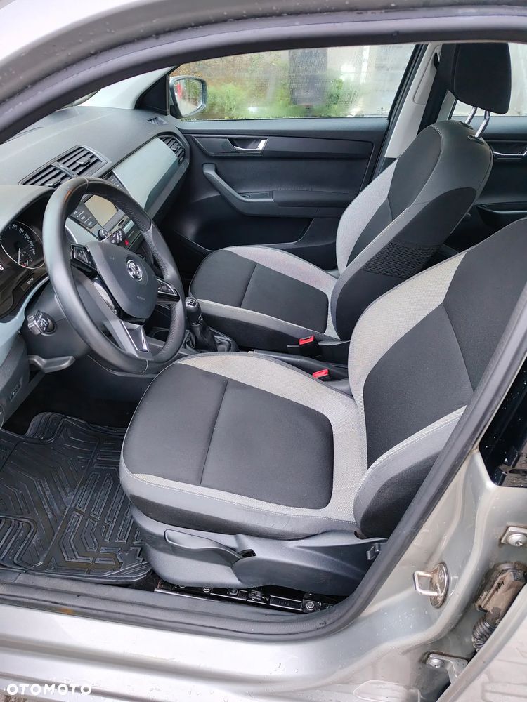Skoda Fabia 1.0 Ambition - 10