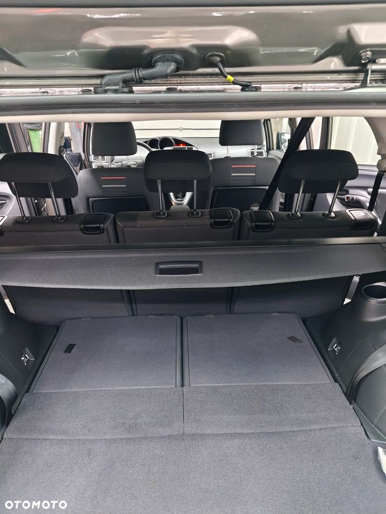 Toyota Verso 1.8 Premium 7os - 7