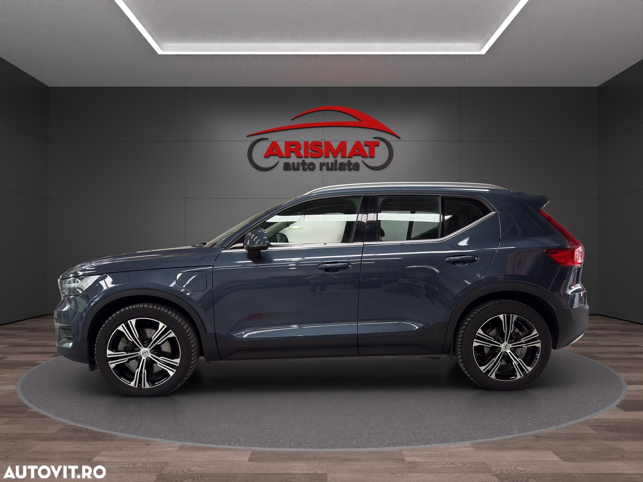 Volvo XC 40 T4 Recharge DKG Inscription Expression - 2