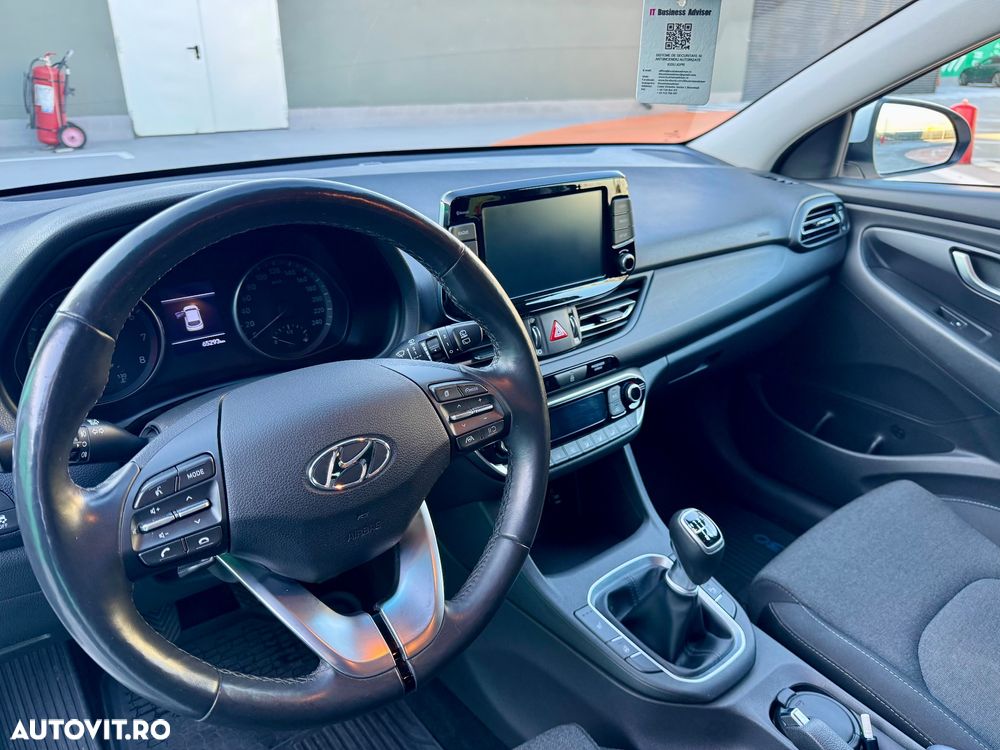 Hyundai i30 1.5 110CP 5DR M/T Highway - 9