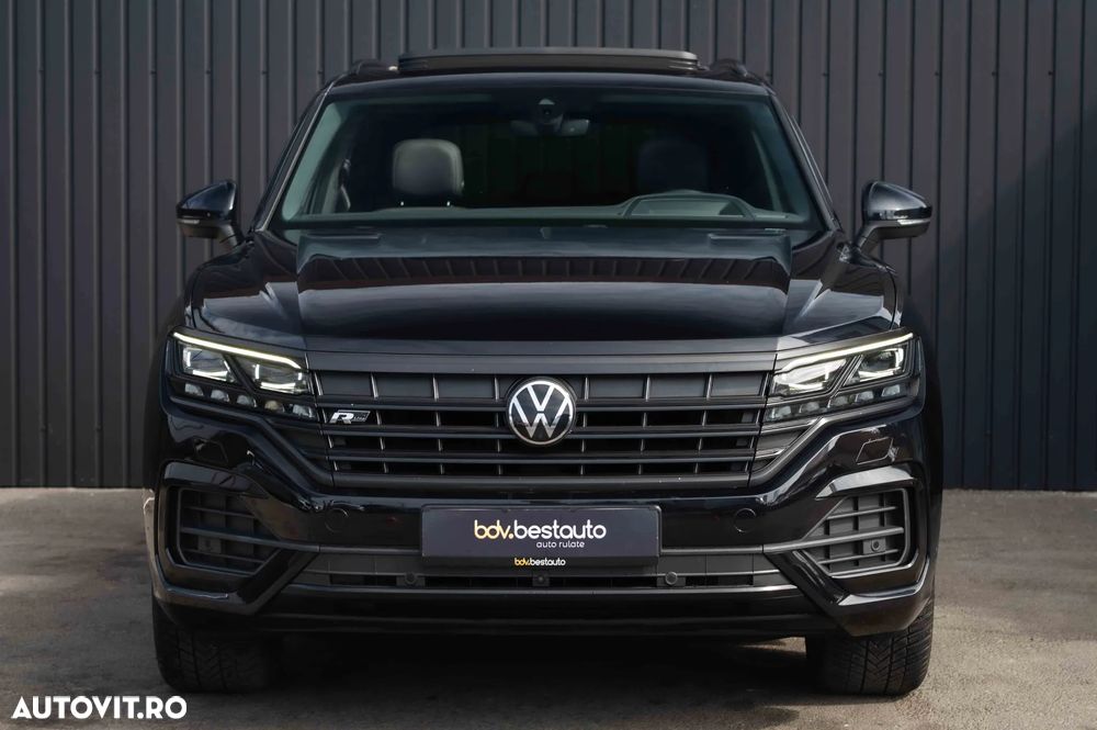 Volkswagen Touareg - 2