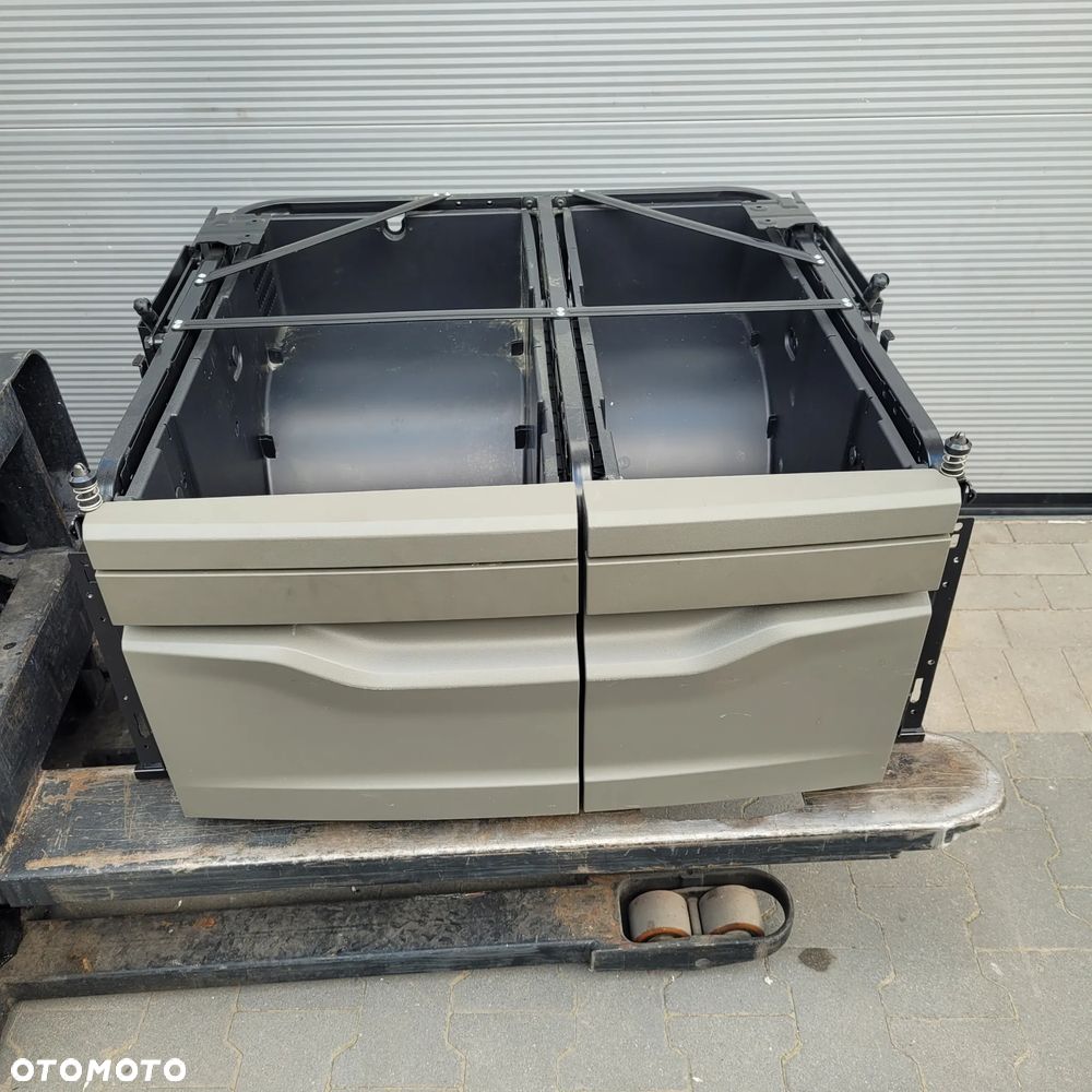 BOX SCHOWEK LODOWKI MAN TG3 8163910-6461 CHWALIM116 - 1