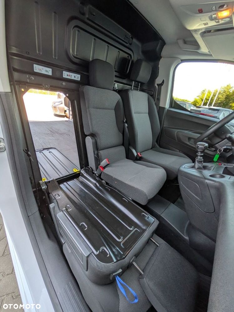 Toyota PROACE CITY - 29