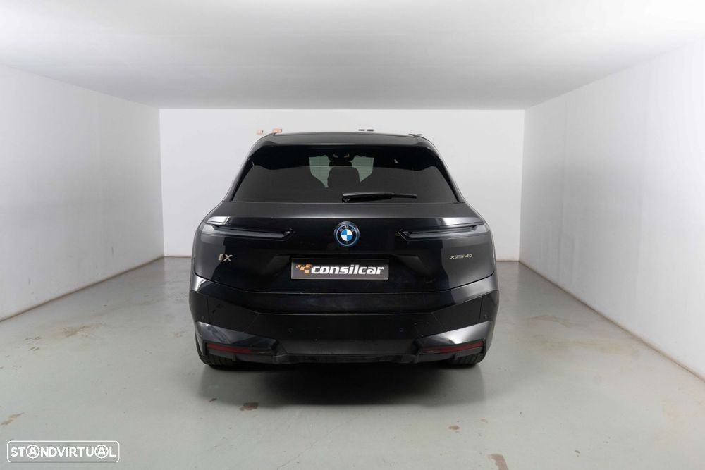 BMW iX xDrive 40 Pack Desportivo - 6