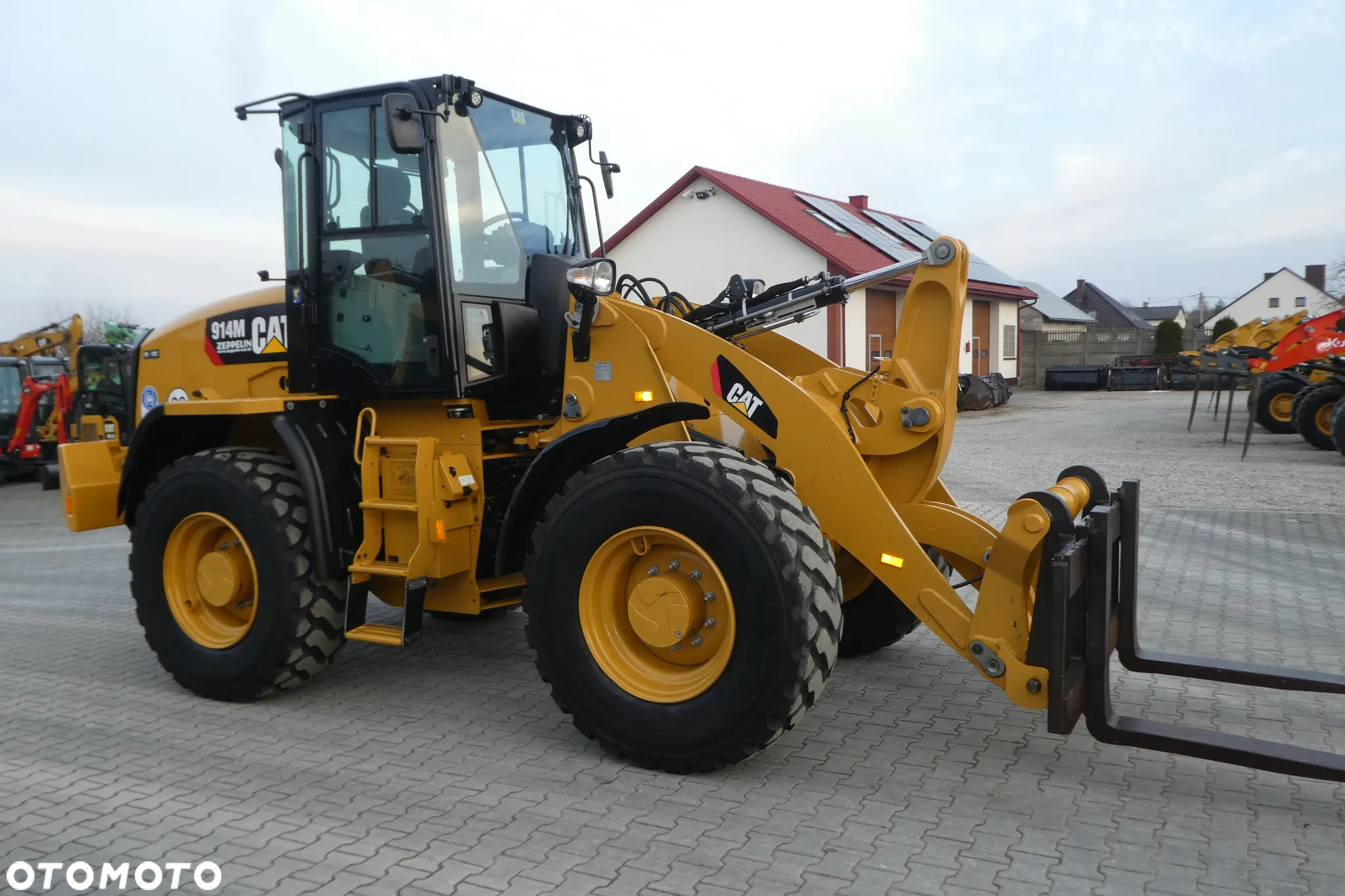 Caterpillar 914M Z NIEMIEC ŁYŻKA WIDŁY - 8
