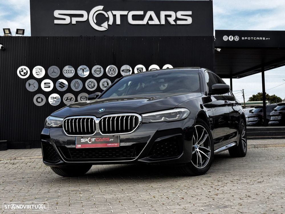 BMW 530 e Pack M - 1