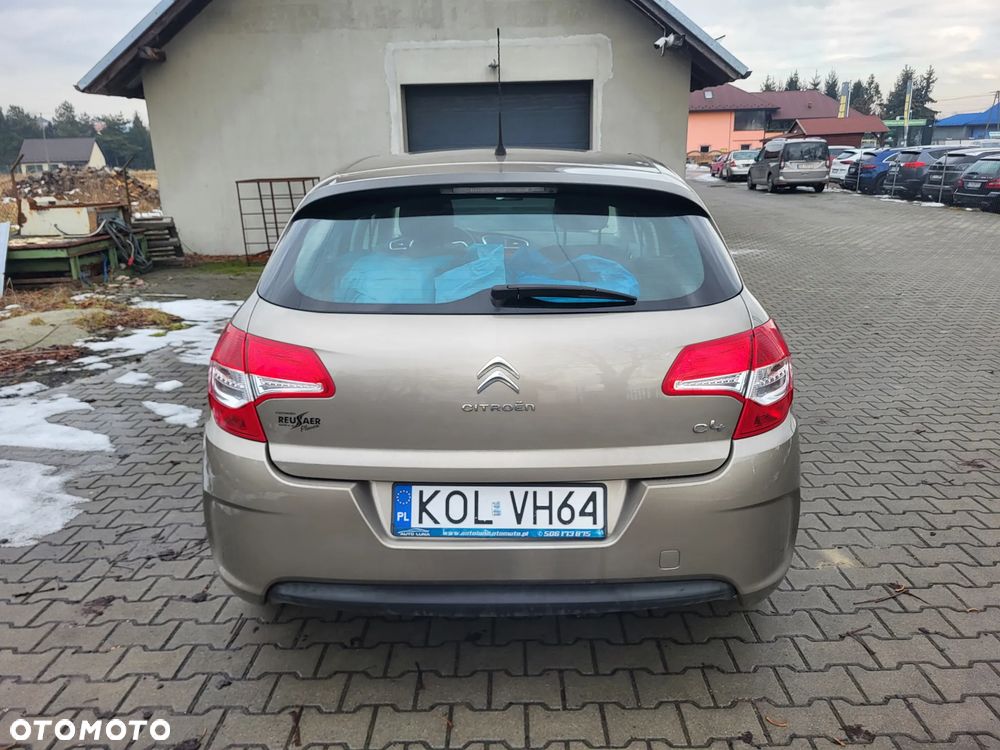 Citroën C4 VTi 95 Attraction - 4