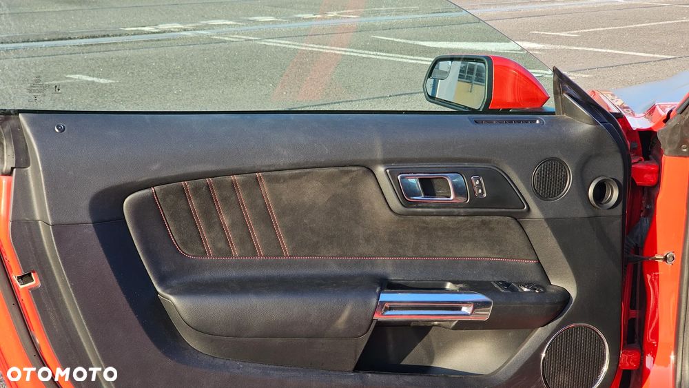 Ford Mustang - 21
