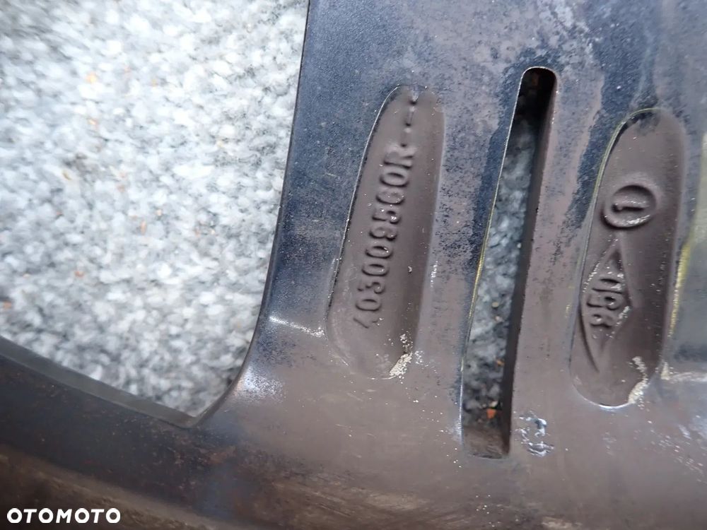 FELGA ALUMINIOWA FIAT 6JX17 ET 50 403003604R DOSĘPNE 2 SZTUKI - 4