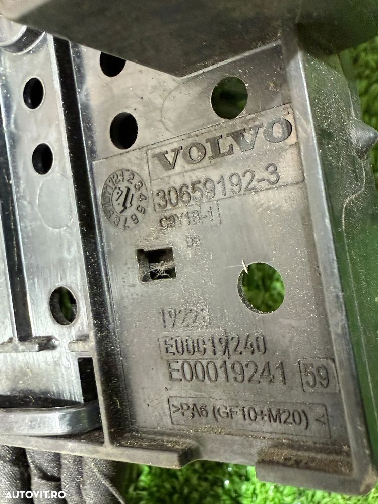 TABLOU PANOU SIGURANTE VOLVO V40 2.0 DIESEL 2015 COD OEM 306591923 30659192-3 E00019241 2012-2019 - 7