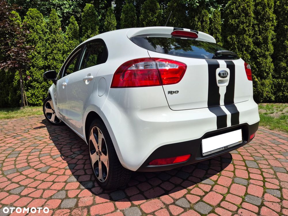 Kia Rio 1.2 XL - 4