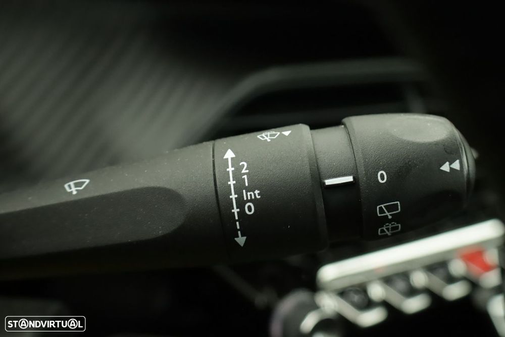 Peugeot 208 1.2 PureTech Active - 17