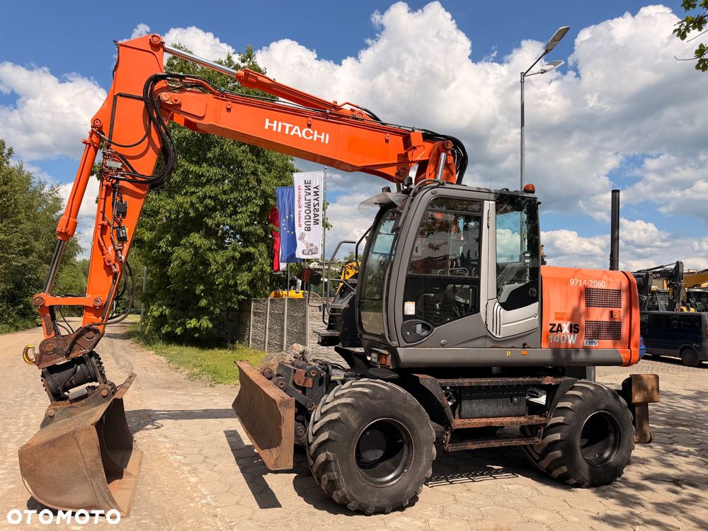 Hitachi ZW140 - 2