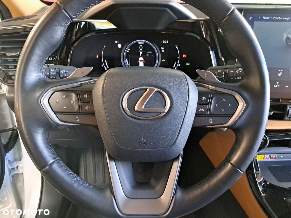Lexus NX 350h Omotenashi AWD - 21