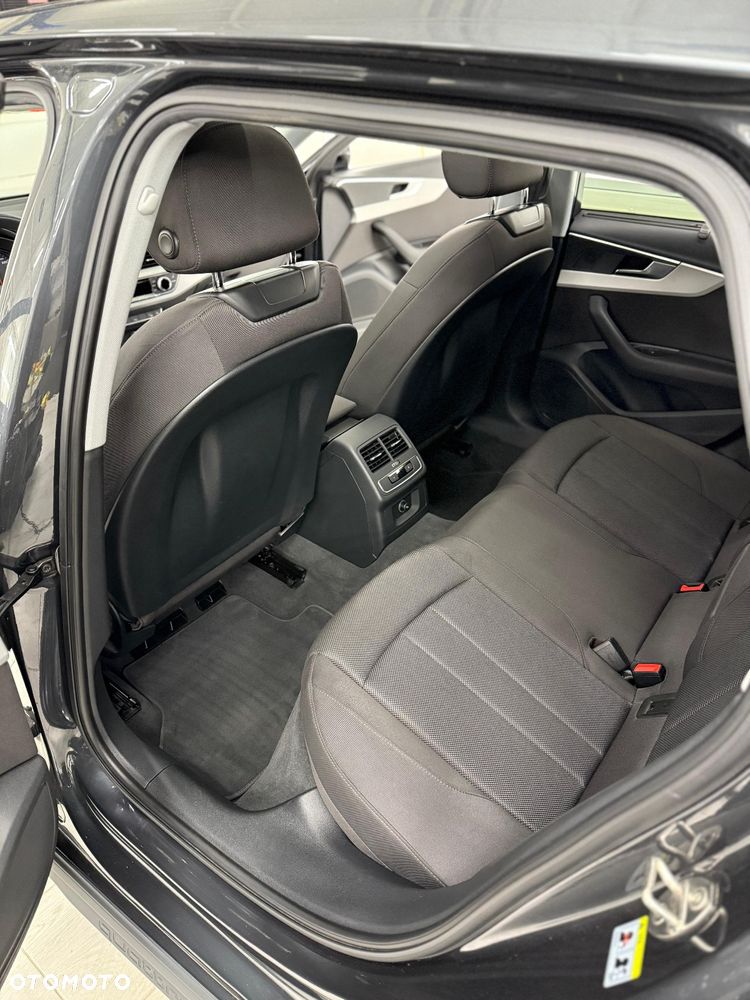 Audi A4 Allroad - 19