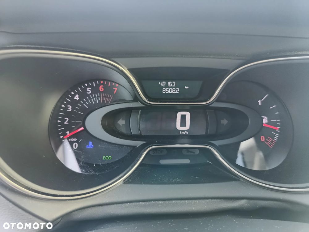 Renault Captur - 31
