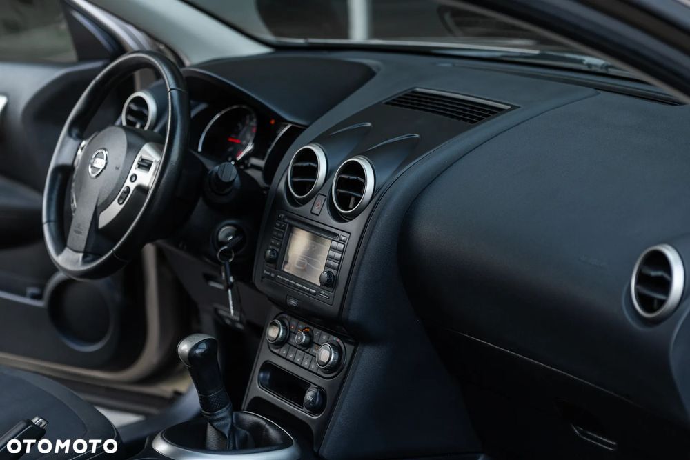 Nissan Qashqai - 28
