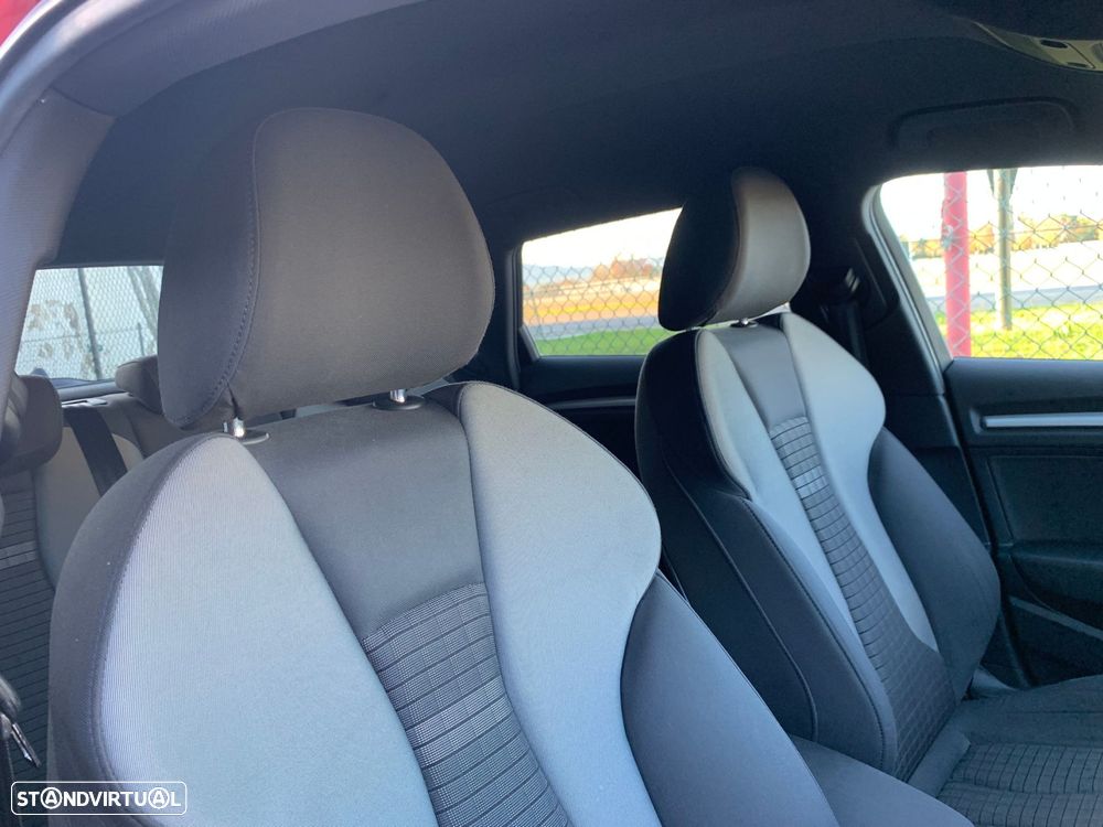 Audi A3 Sportback e-tron 1.4 TFSI S-line S tronic - 17