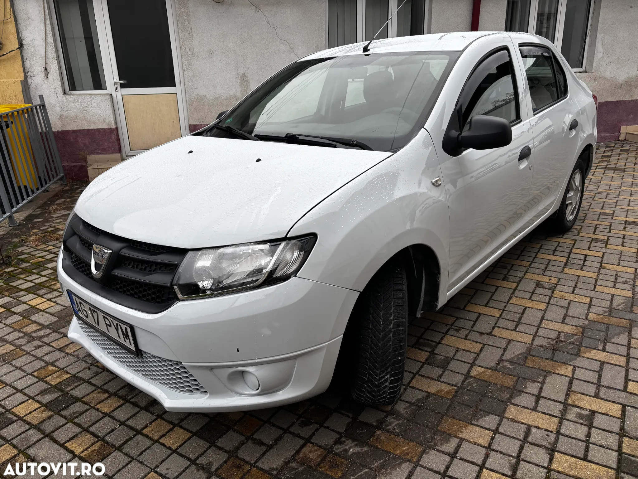 Dacia Logan - 12