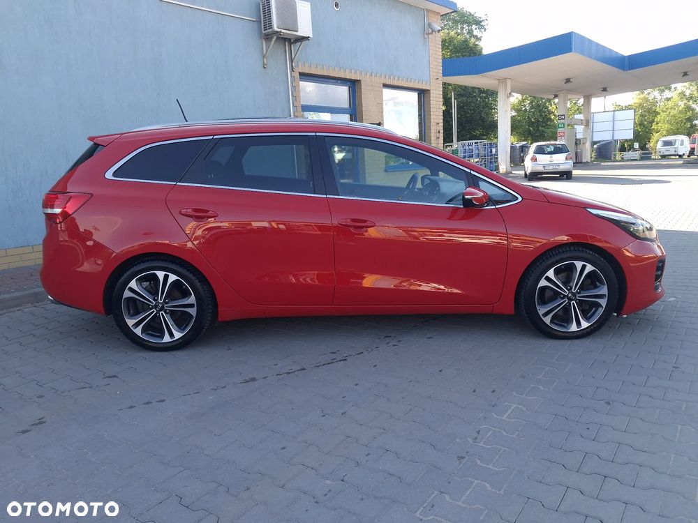 Kia Ceed 1.6 CRDi 136 ISG GT Line - 39