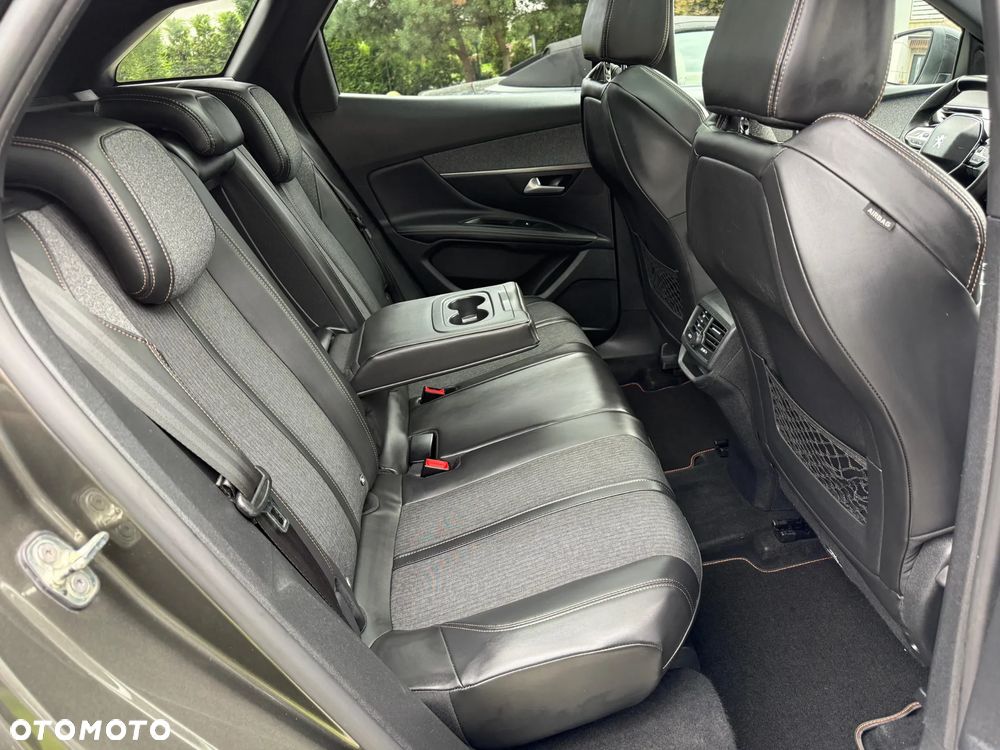 Peugeot 3008 PureTech 130 Stop & Start GPF Allure Business-Paket - 9