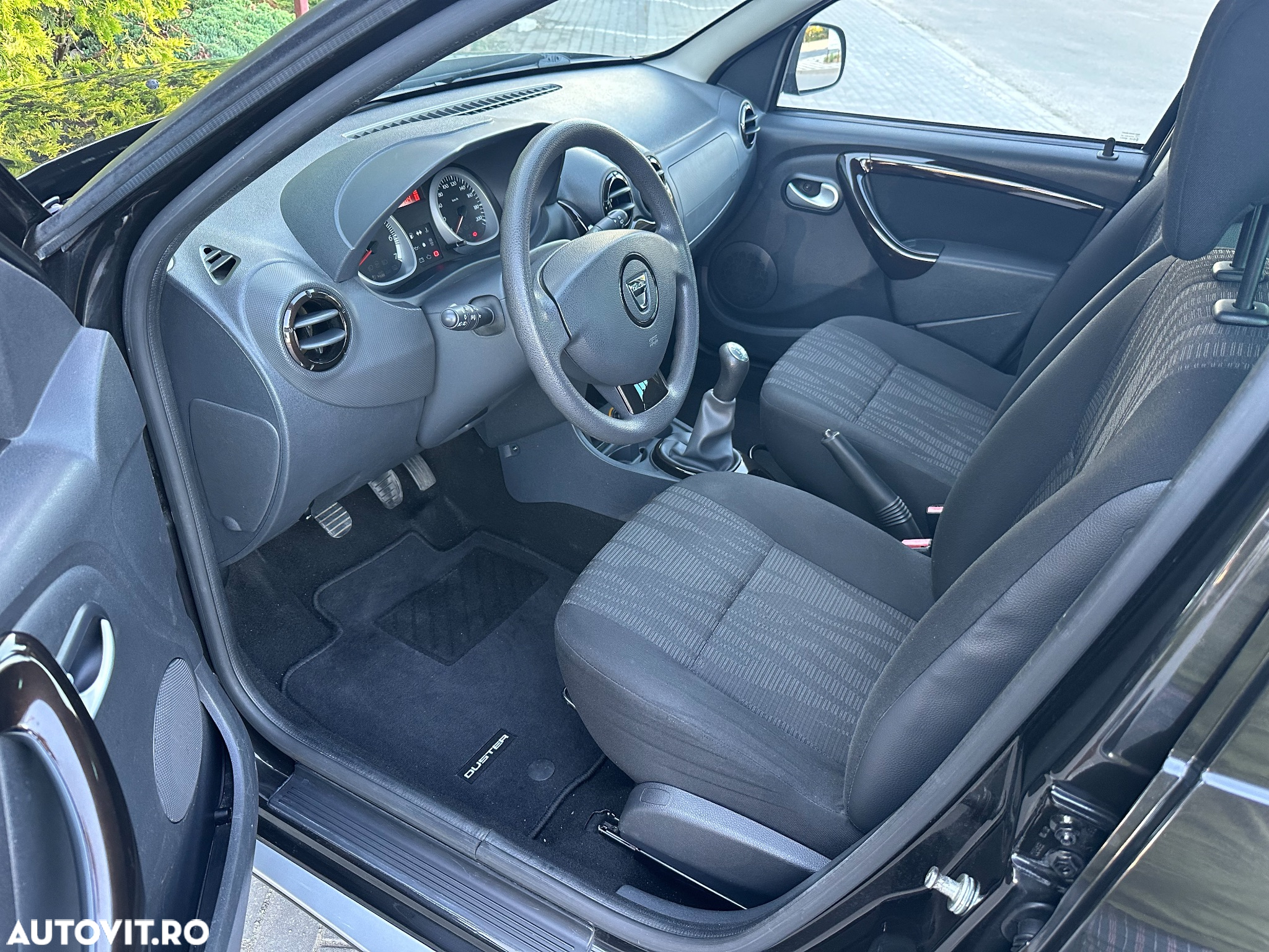 Dacia Duster 1.5 dCi 4x2 Laureate - 18