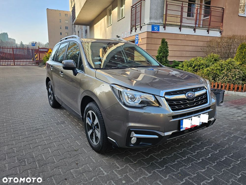 Subaru Forester 2.0 i Exclusive Lineartronic - 21