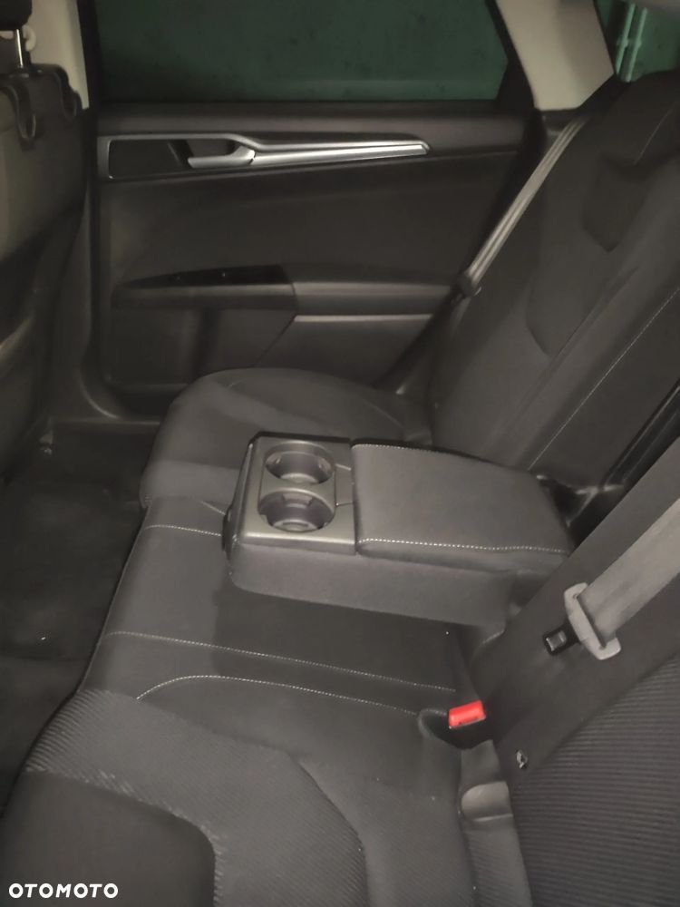 Ford Mondeo 2.0 TDCi Titanium - 10
