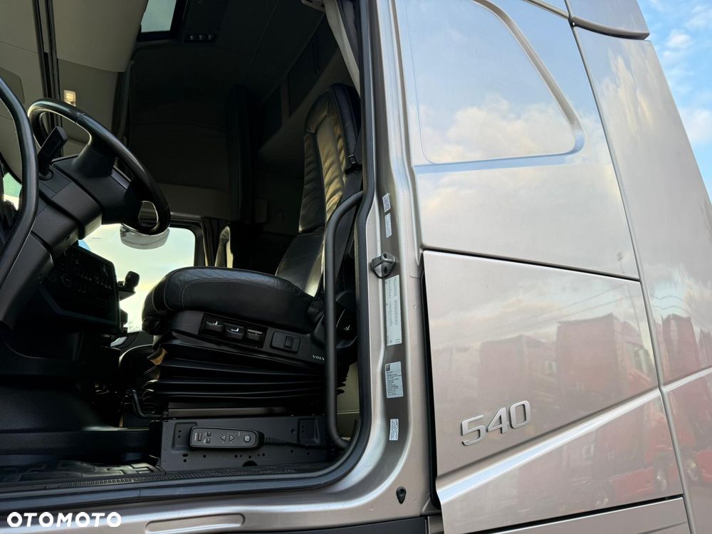 Volvo FH/540/EURO6/FULL LED/SKÓRY/NAVI/METALIK /ON1100 L/SPROWADZONY - 24