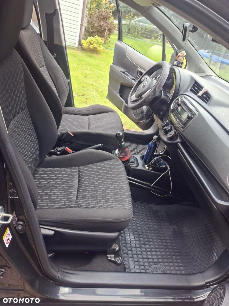 Toyota Yaris 1.33 Active - 33