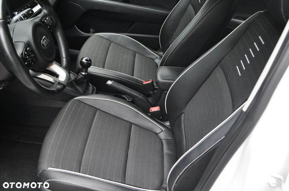 Kia Stonic - 9