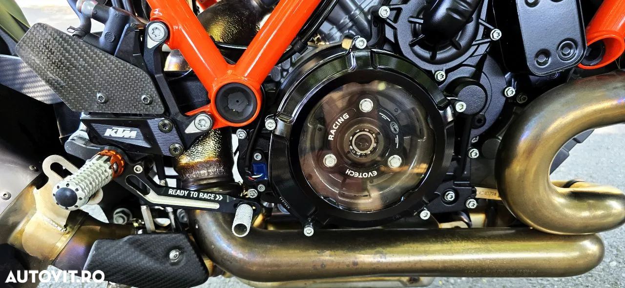 KTM 1390 Super Duke - 13
