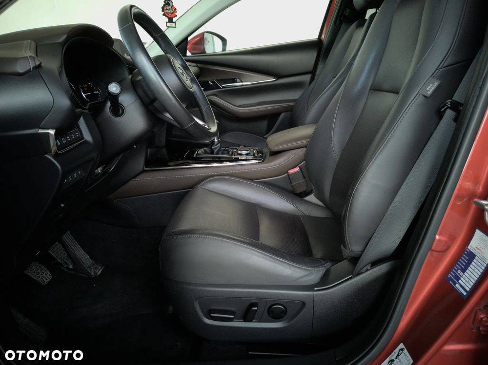 Mazda CX-30 2.0 mHEV Hikari 2WD - 17