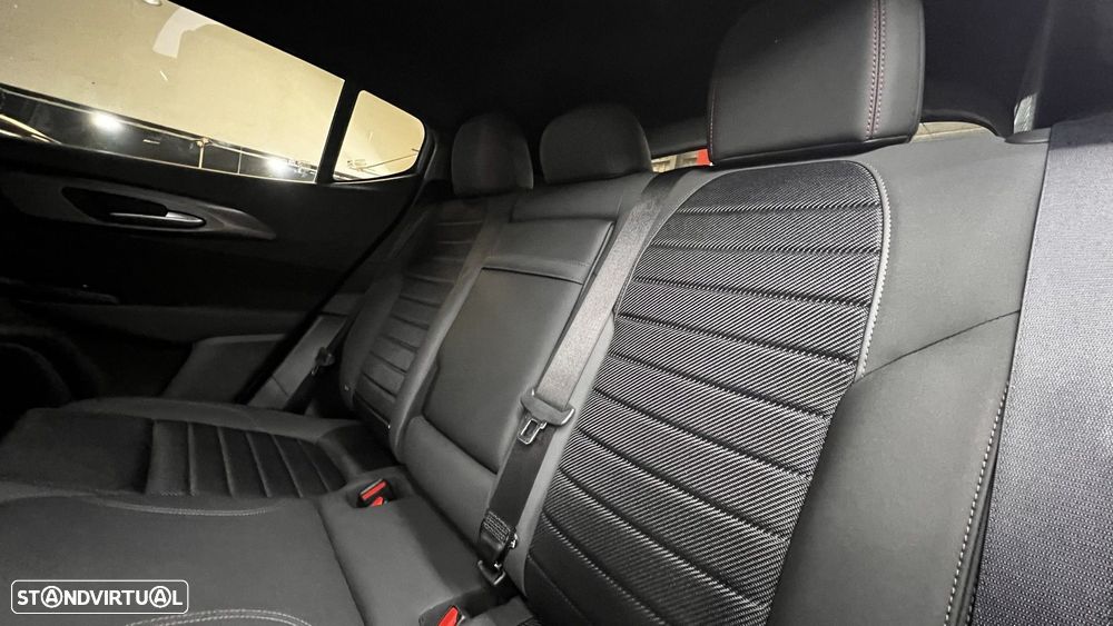 Alfa Romeo Tonale 1.5 Hybrid Sprint — fotografia 36