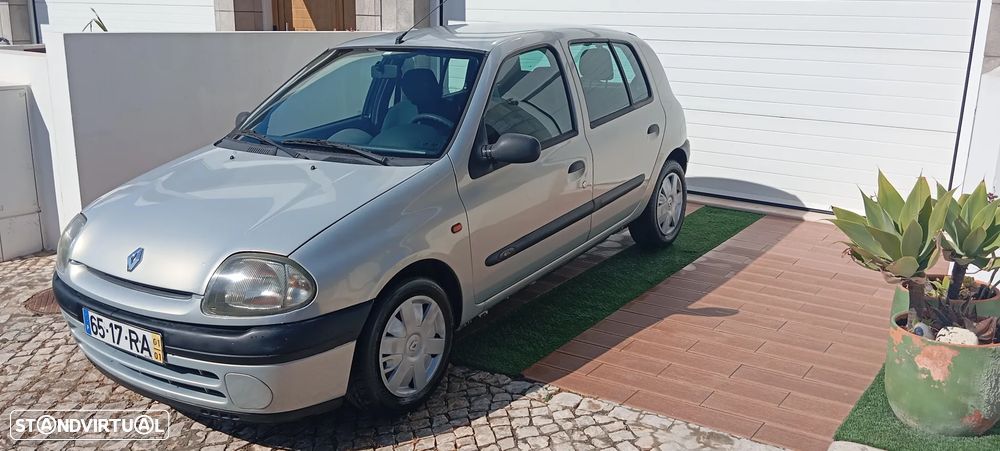 Renault Clio 1.2 RN - 2